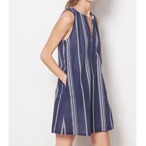 Evereve Kylie Shift Dress Pockets Navy White Nautical Coastal Classic - Size S
